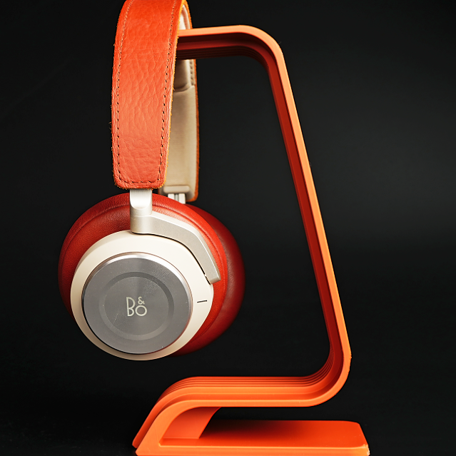 Onami Headphone Stand